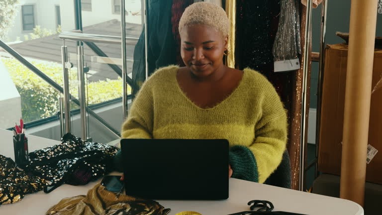 Creating Impact Through Simple Yet Elegant Fashion Choices